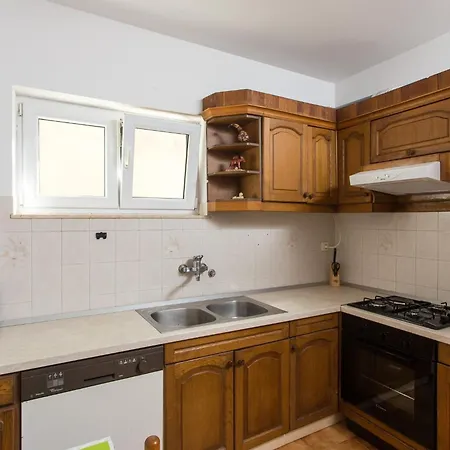 Apartment Eleonora - Three Bedroom With Terrace