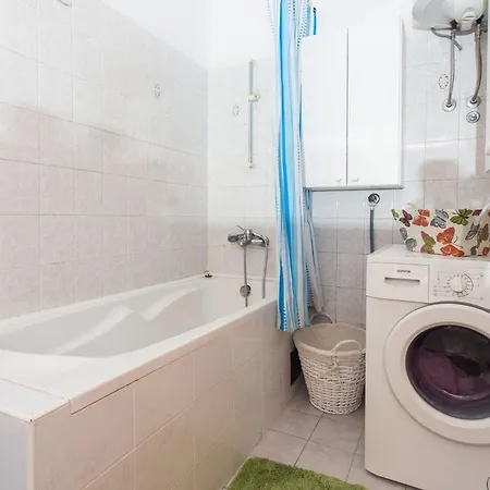 Eleonora - Three Bedroom With Terrace * Dubrovnik